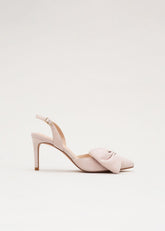 Oversized Bow Shoe Cameo