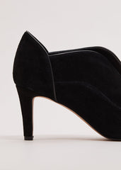 Split Front Boot Black