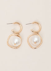 Pearl Drop Earrings Gold