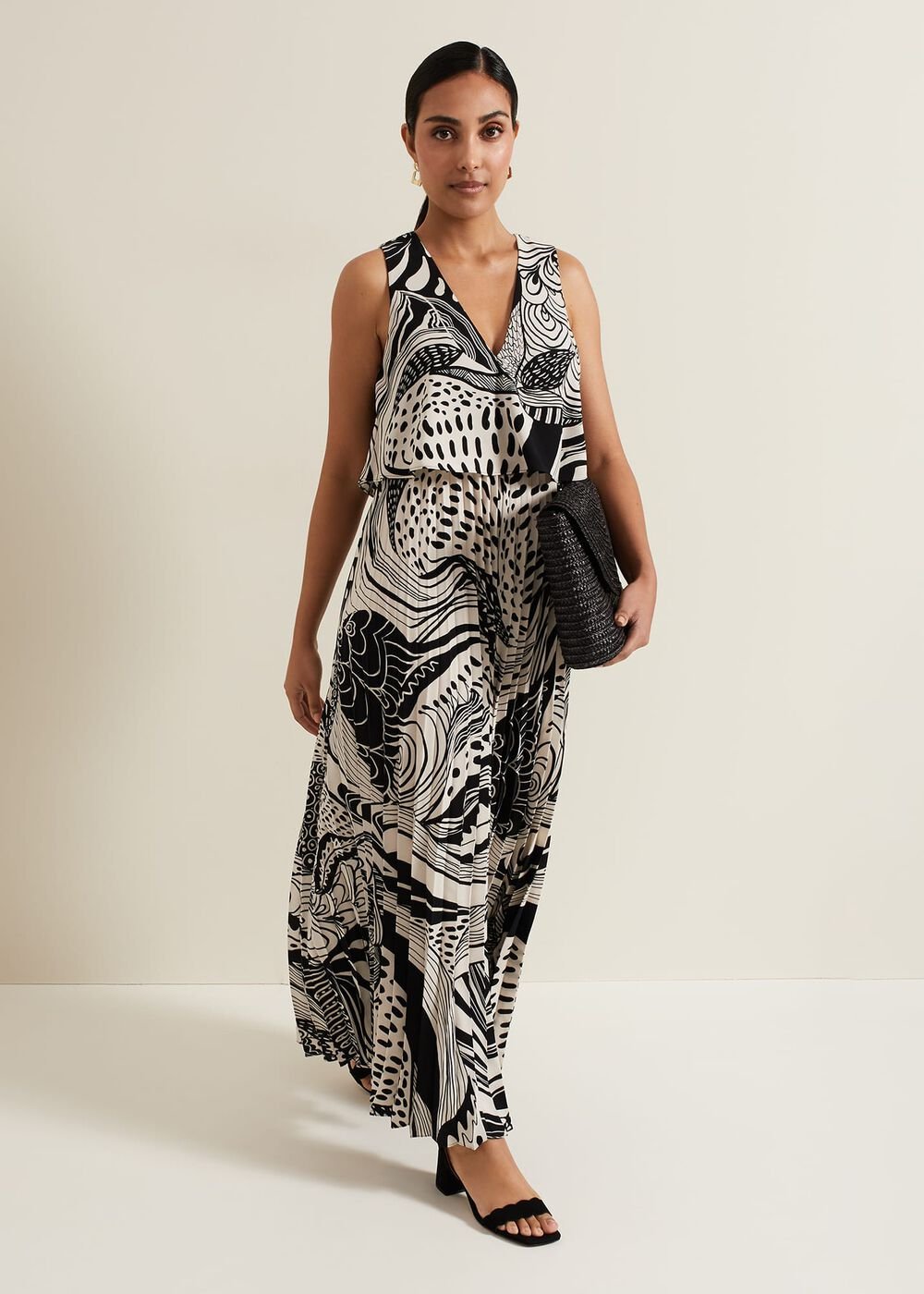 Petite Saskia Abstract Pleated Jumpsuit Black