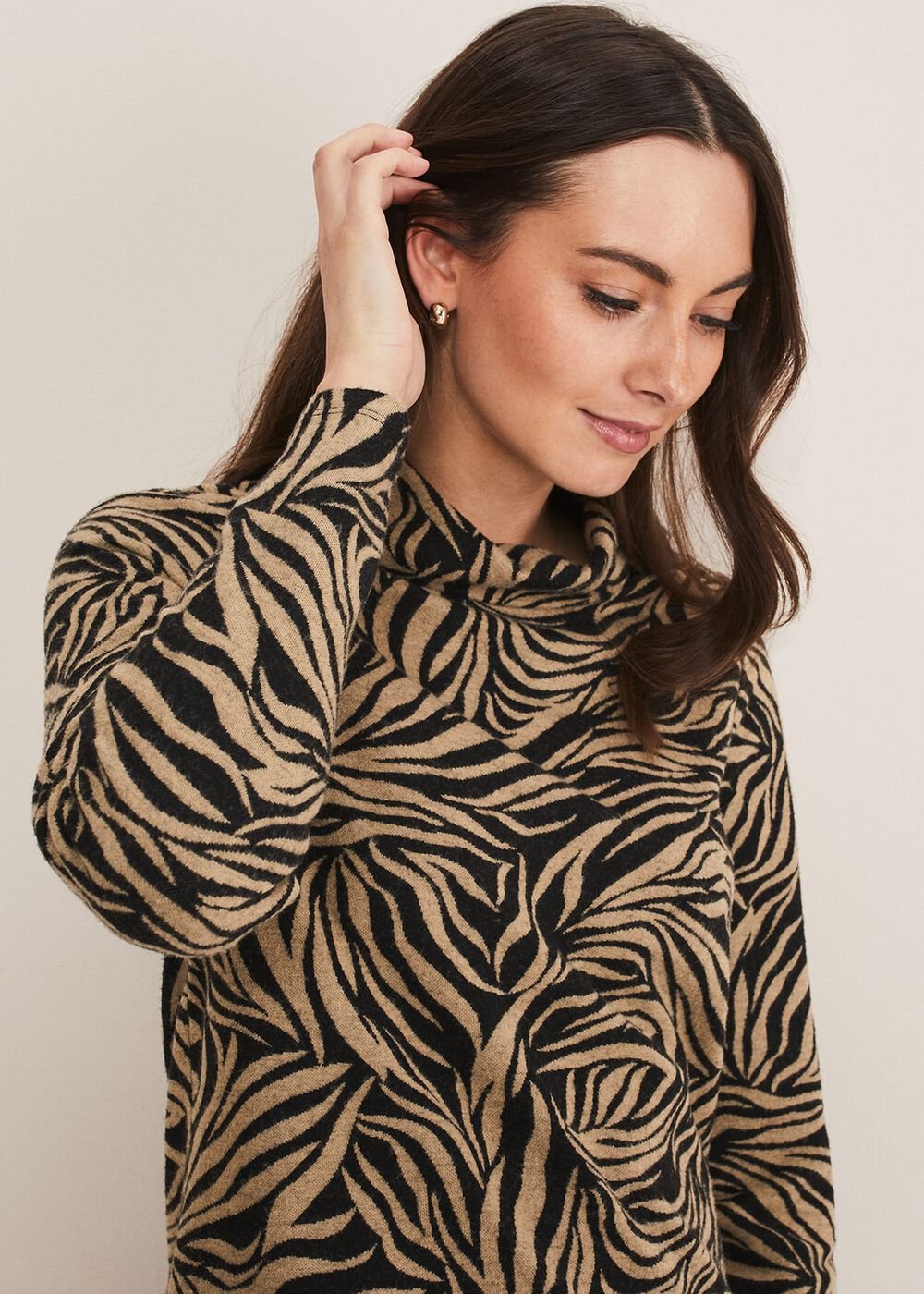 Nerissa Animal Print Snuggle Camel/Black