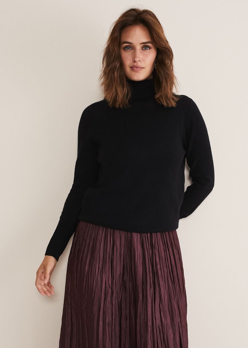 Cressida Wool Cashmere Roll Neck Black