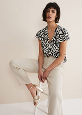 Dalia Ikat Ruffle Top Black/Ivory