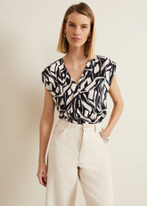 Celyn Notch Printed Blouse Black/Ivory