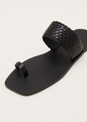 Toe Post Sandal Black