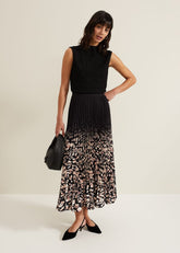 Elmina Abstract Print Pleated Skirt Neutral
