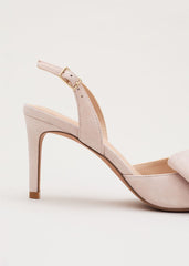 Oversized Bow Shoe Cameo