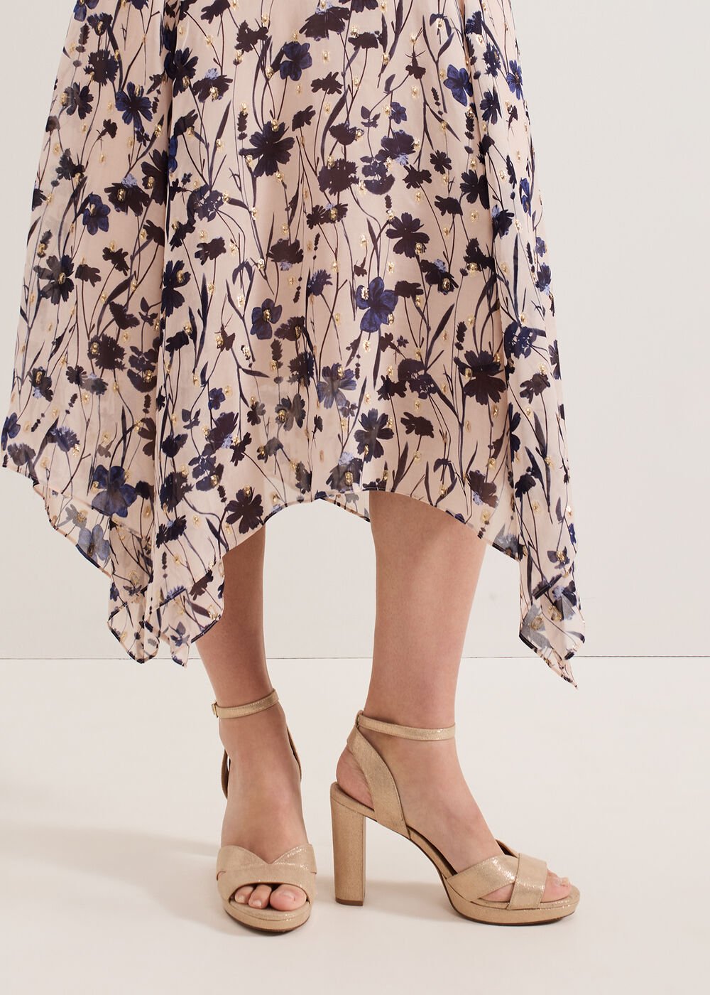 Platform Sandal Neutral