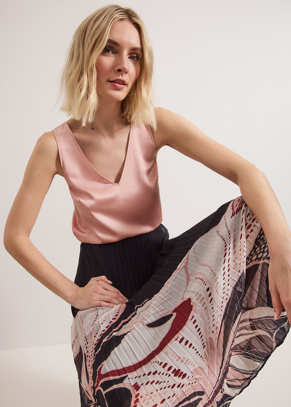 Elmina Floral Skirt Black