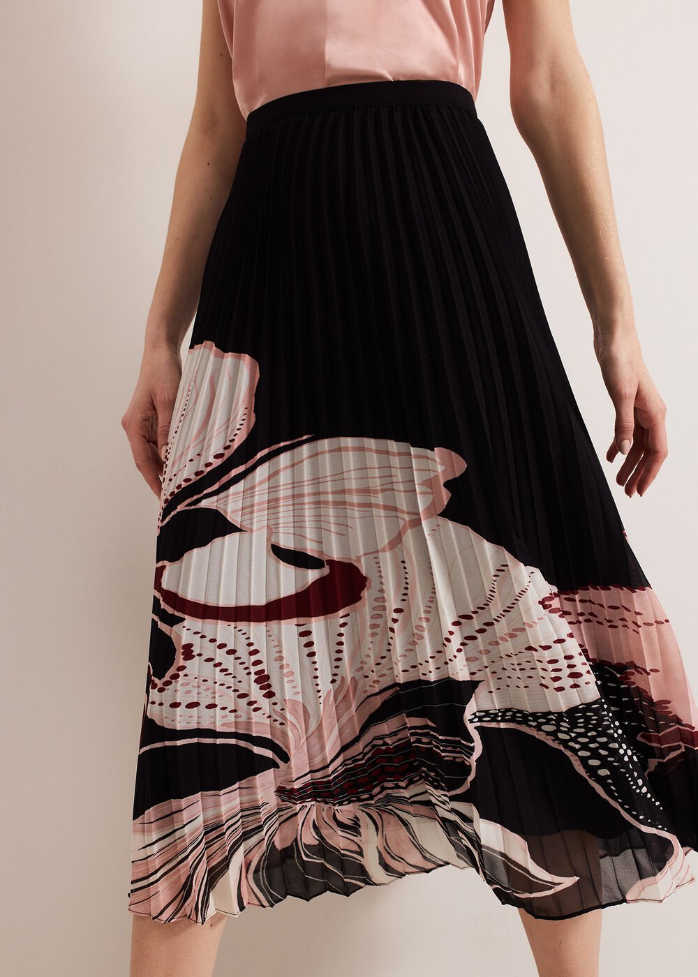 Elmina Floral Skirt Black