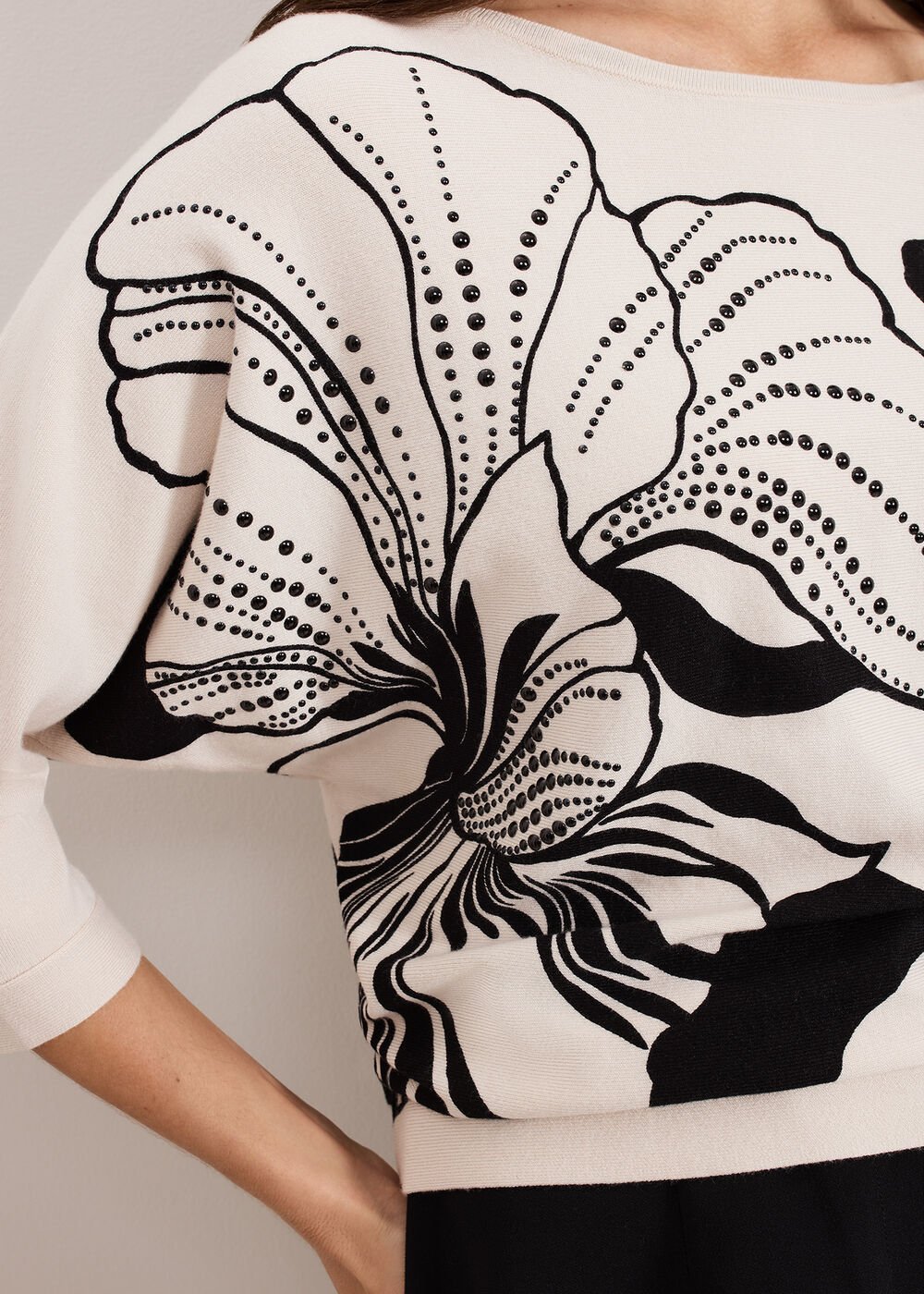 Poppie Studd Top Black/Ivory