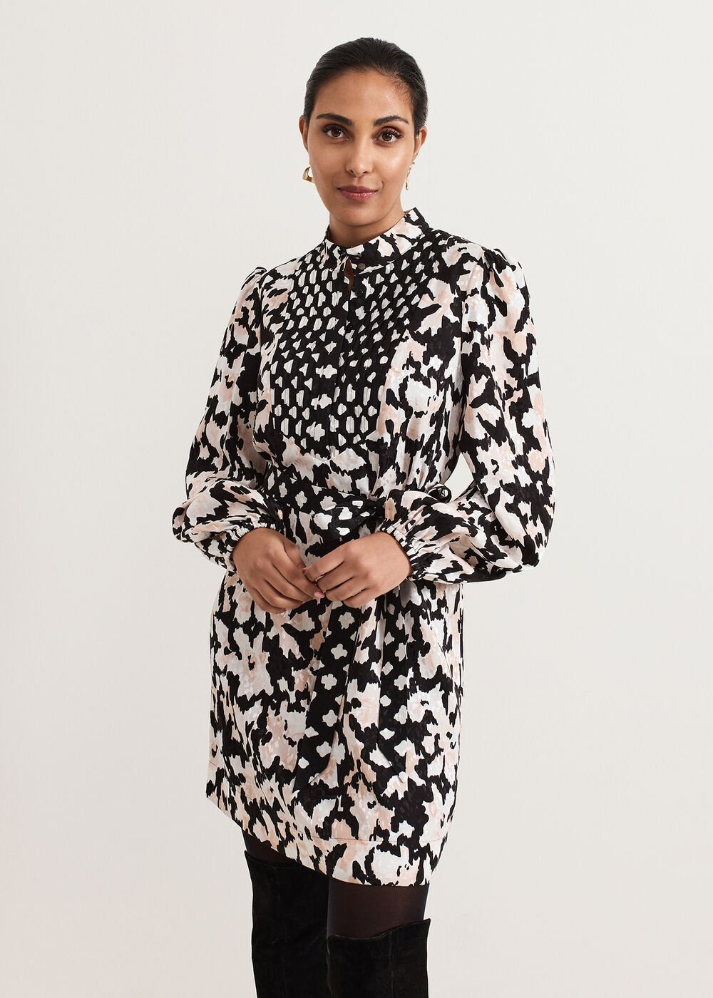 Petite Dolly Dress Black
