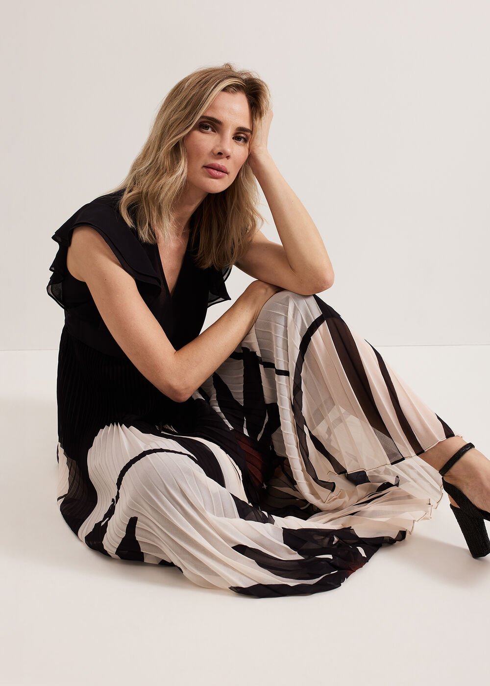 Uma Maxi Dress Black Multi