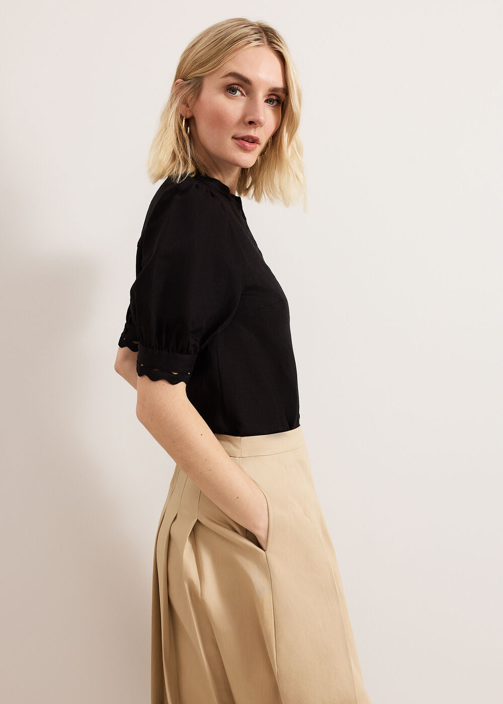 Ottilie Linen Blouse Black