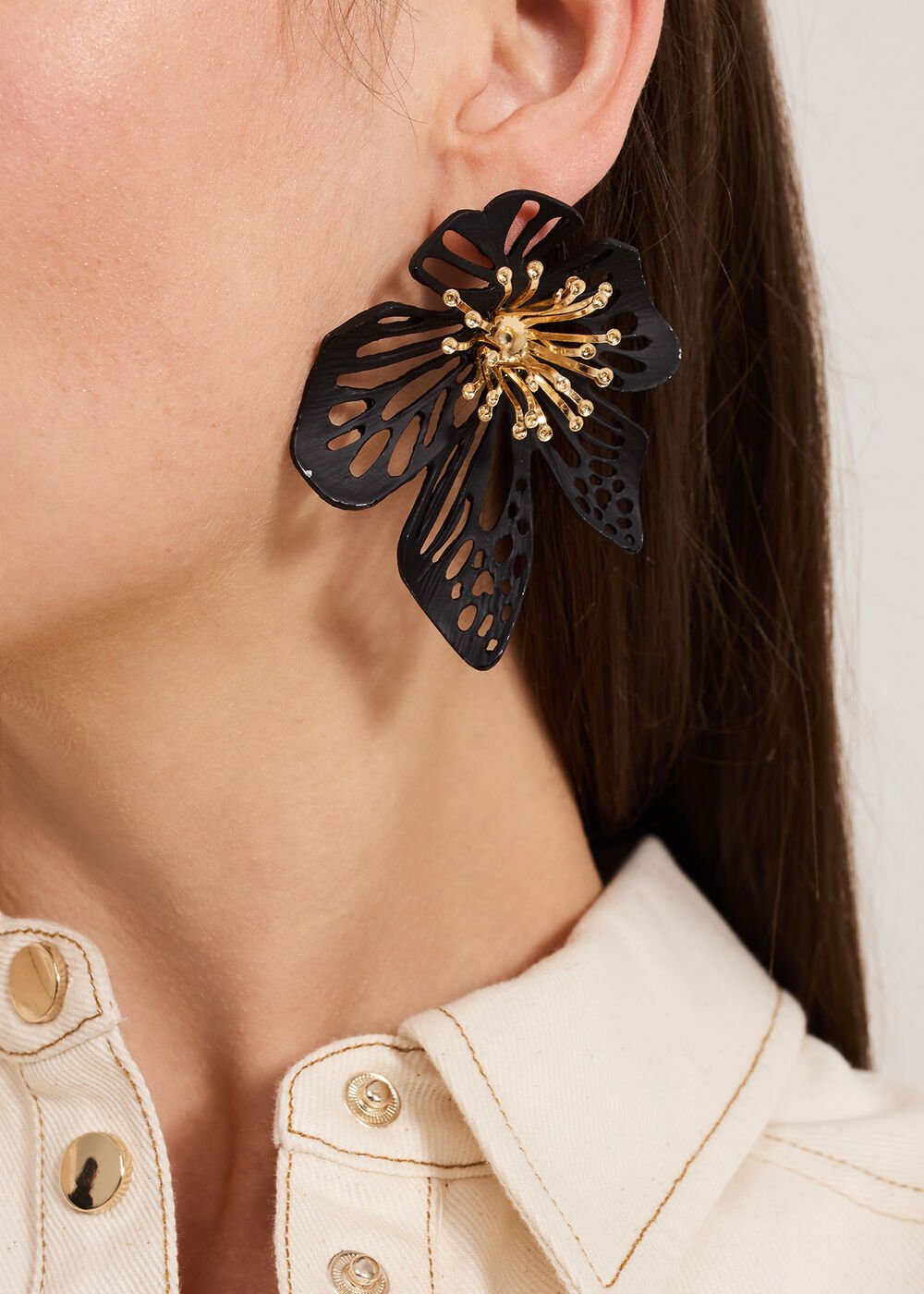 Large Flower Earring Black