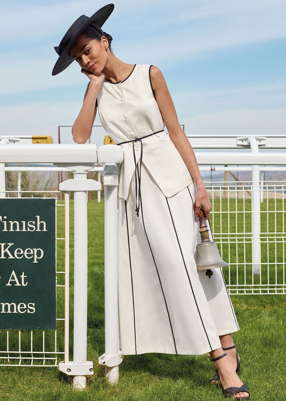 Rhoden Linen Skirt White