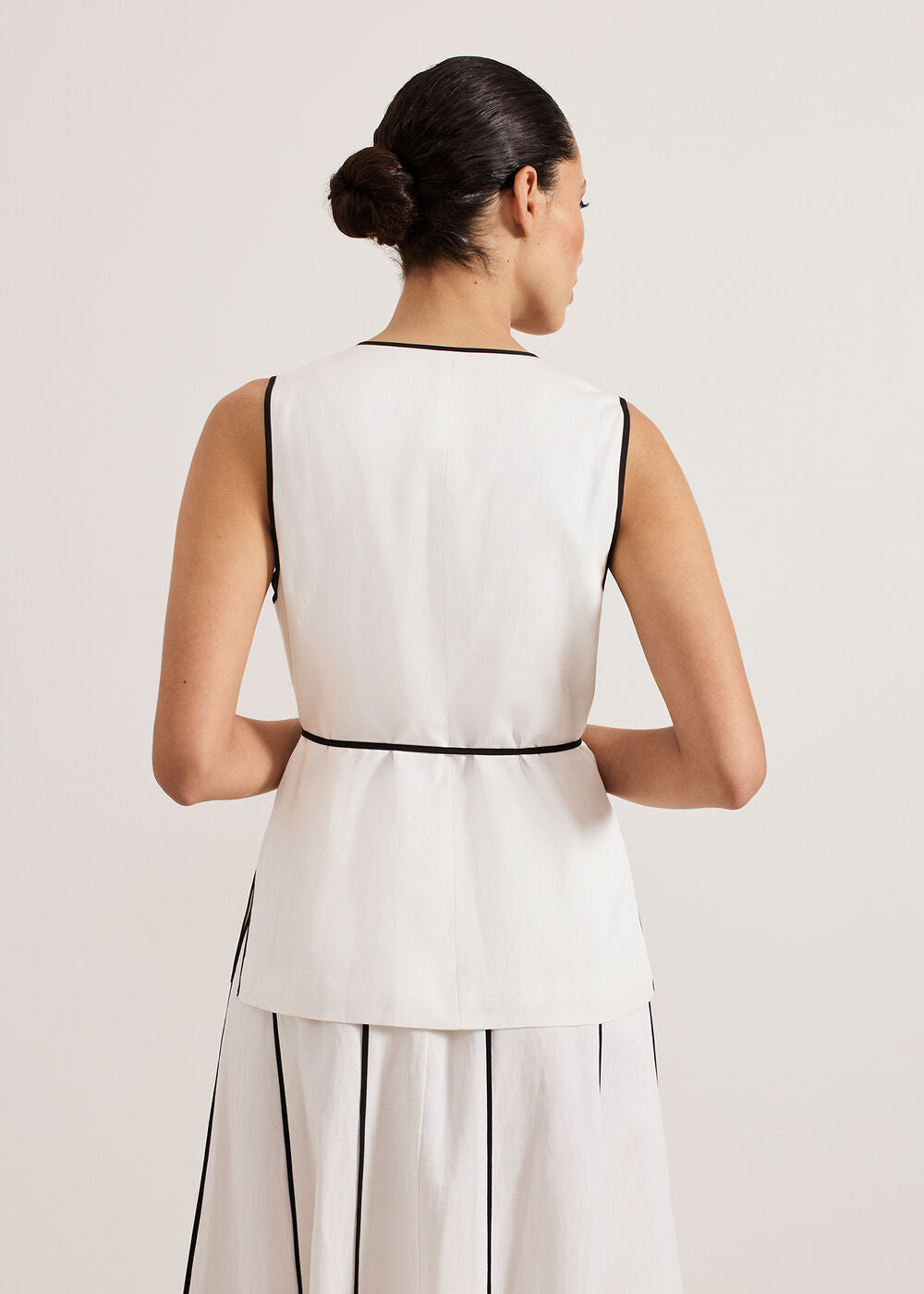 Rhoden Waistcoat White