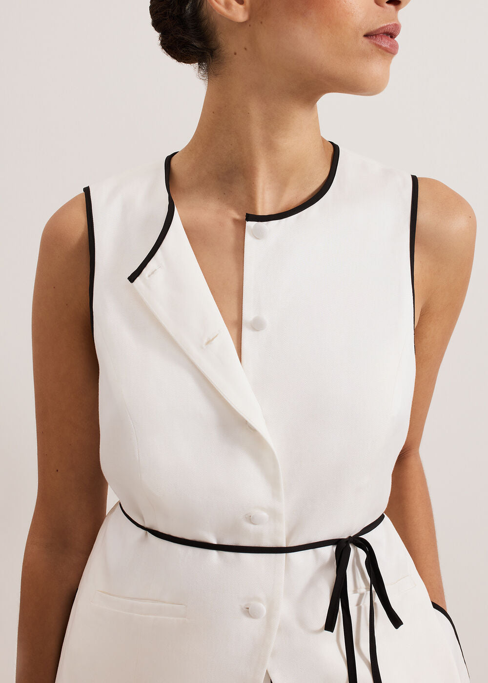 Rhoden Waistcoat White