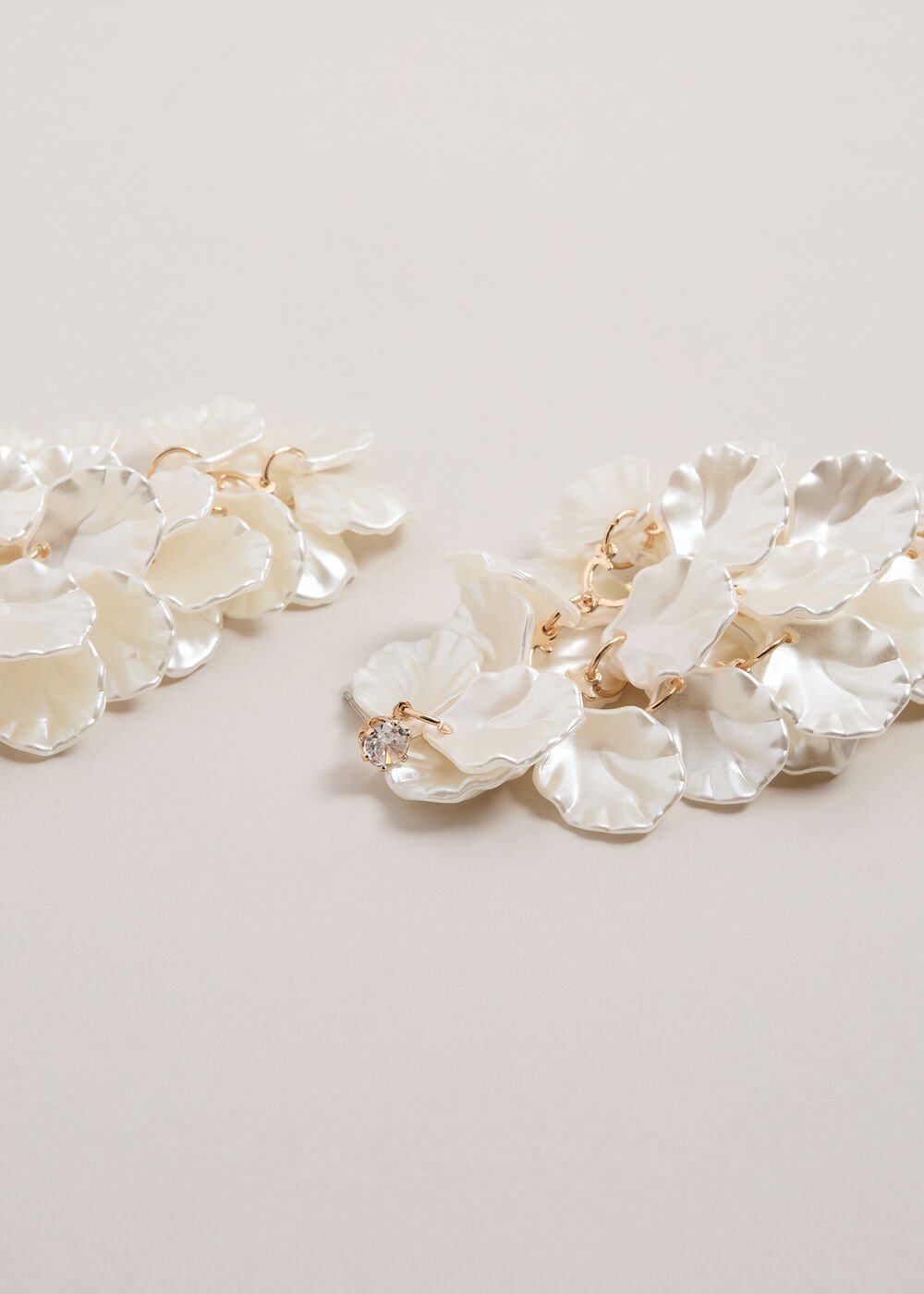 Petal Earrings Ivory