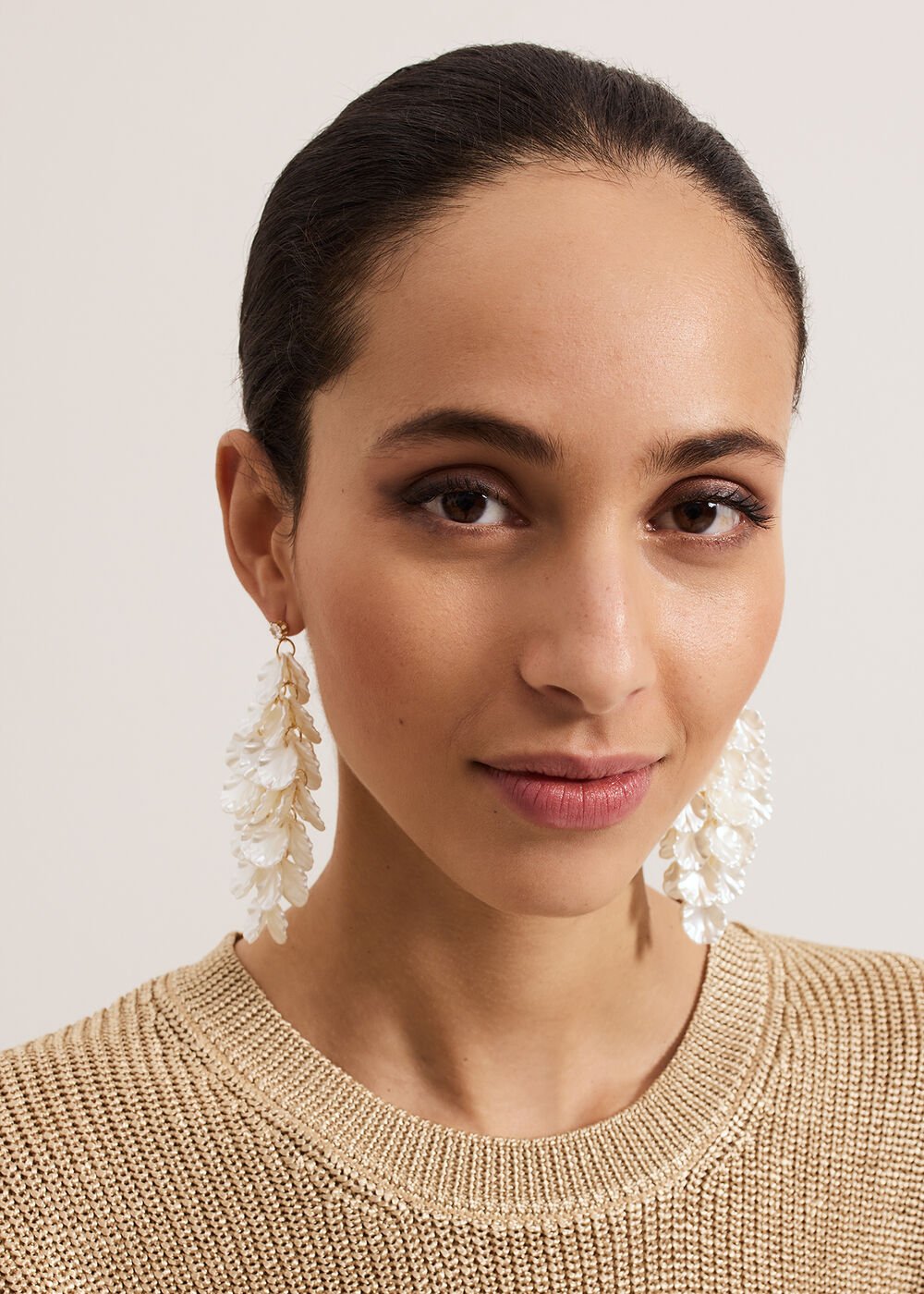 Petal Earrings Ivory