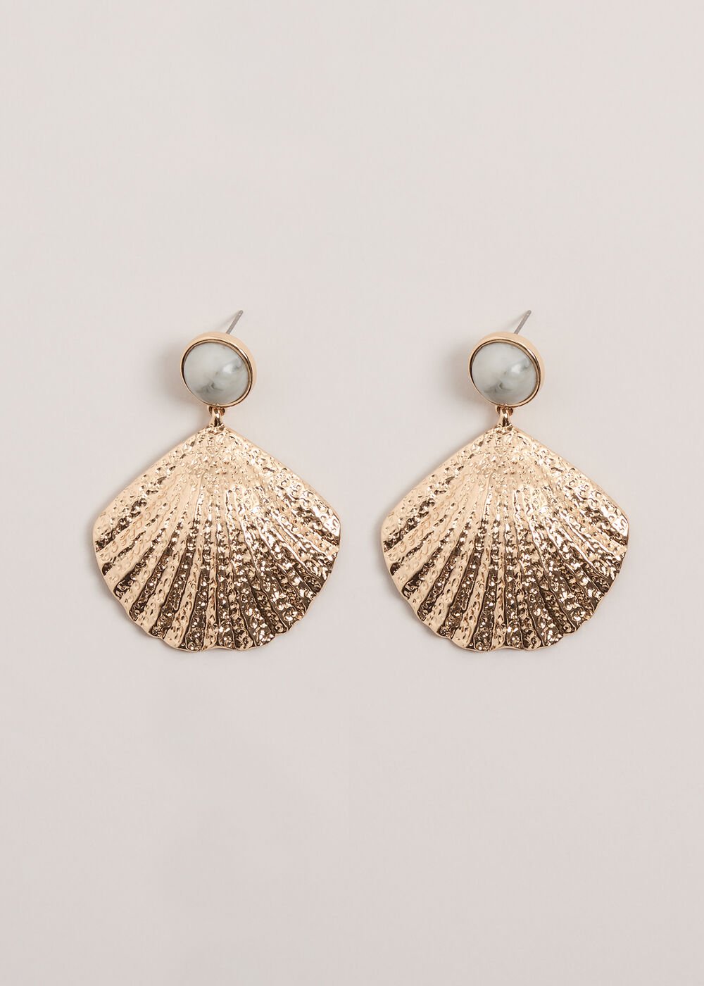 Shell Earrings Gold