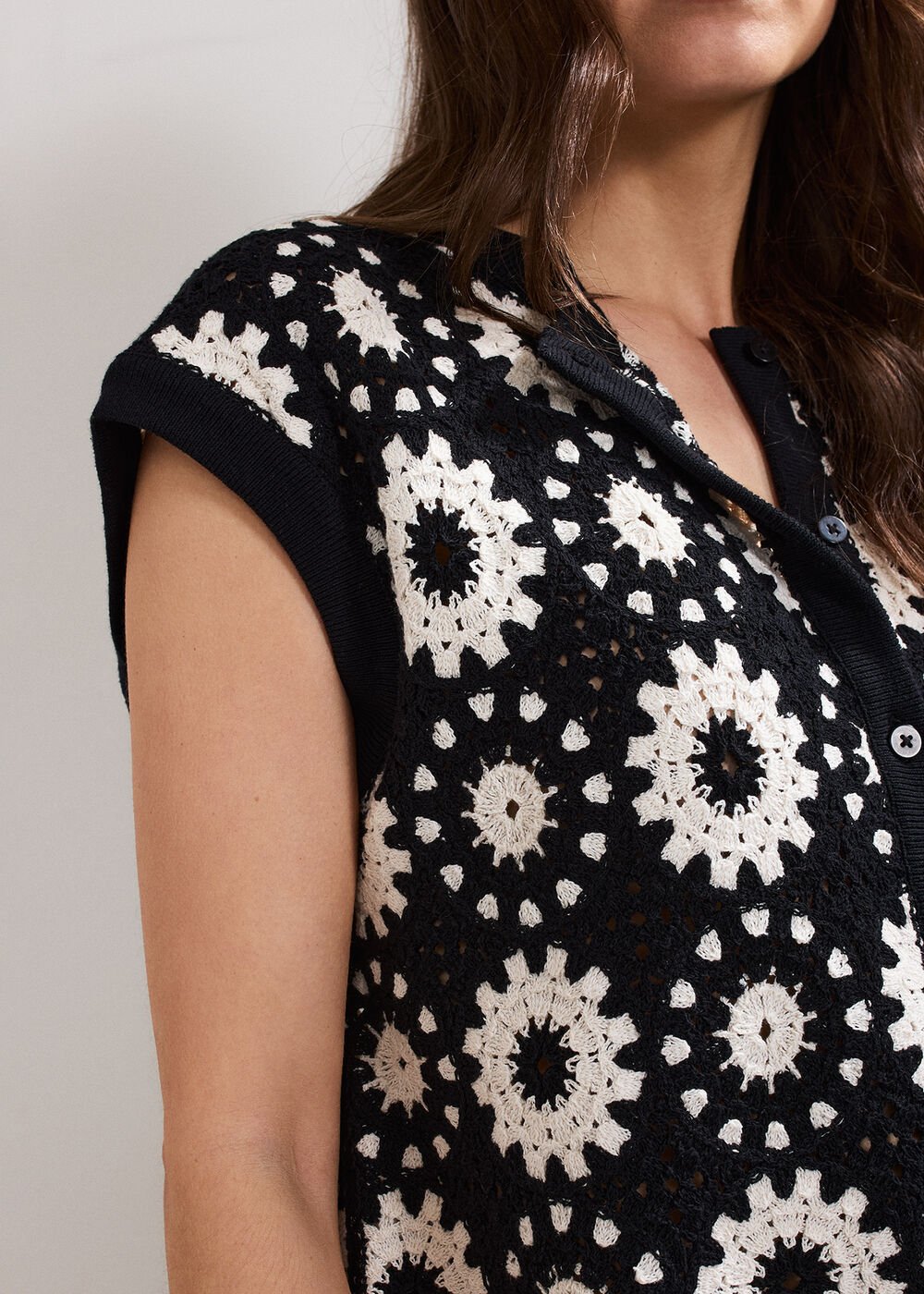Maggie Crochet Waistcoat Black/Ivory