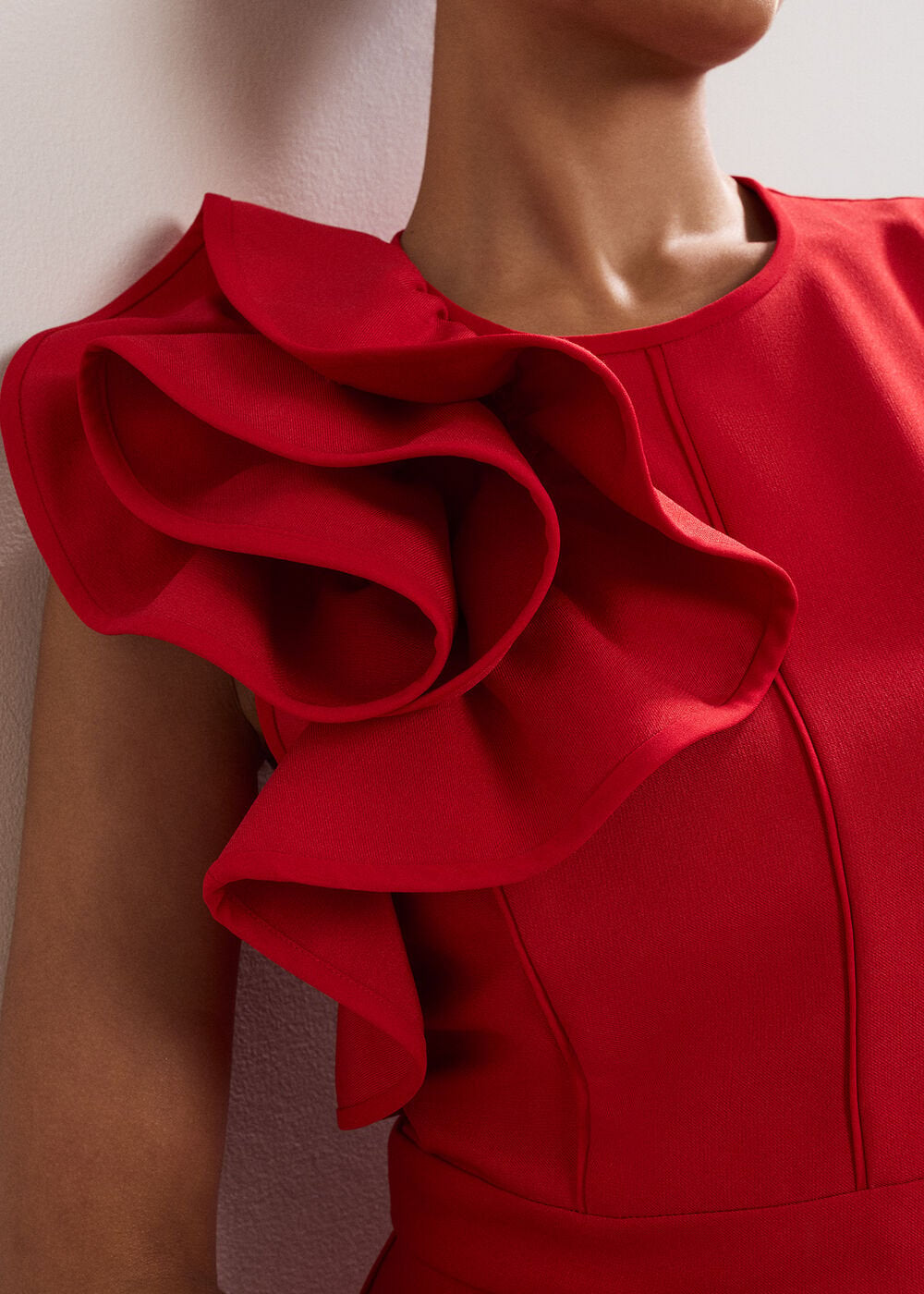 Tyra Ruffle Dress Red