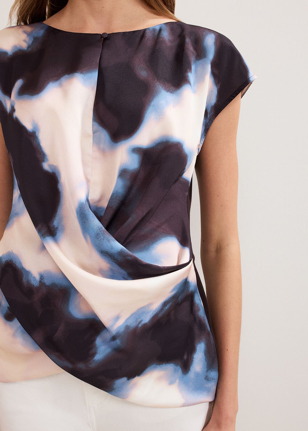 Honor Blurred Top Black Multi