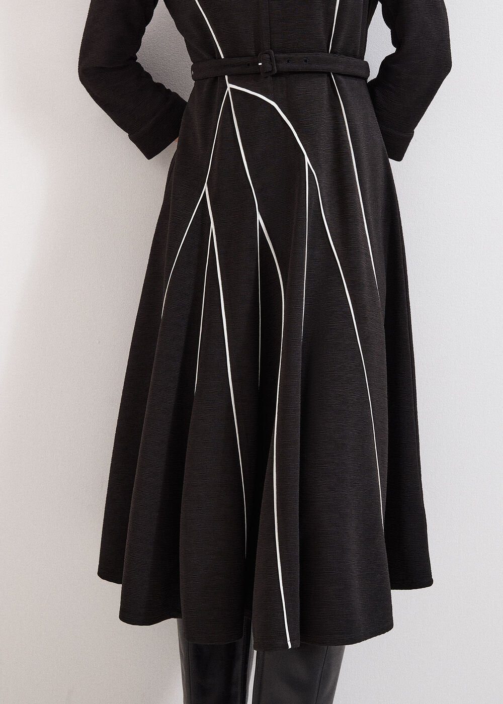 Tilly Piped Dress Black/Ivory