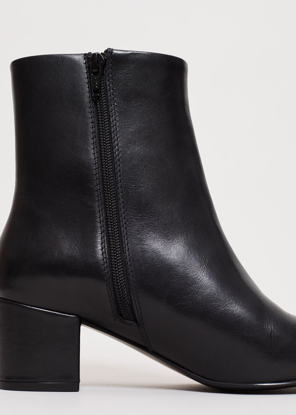 Leather Block Boot Black