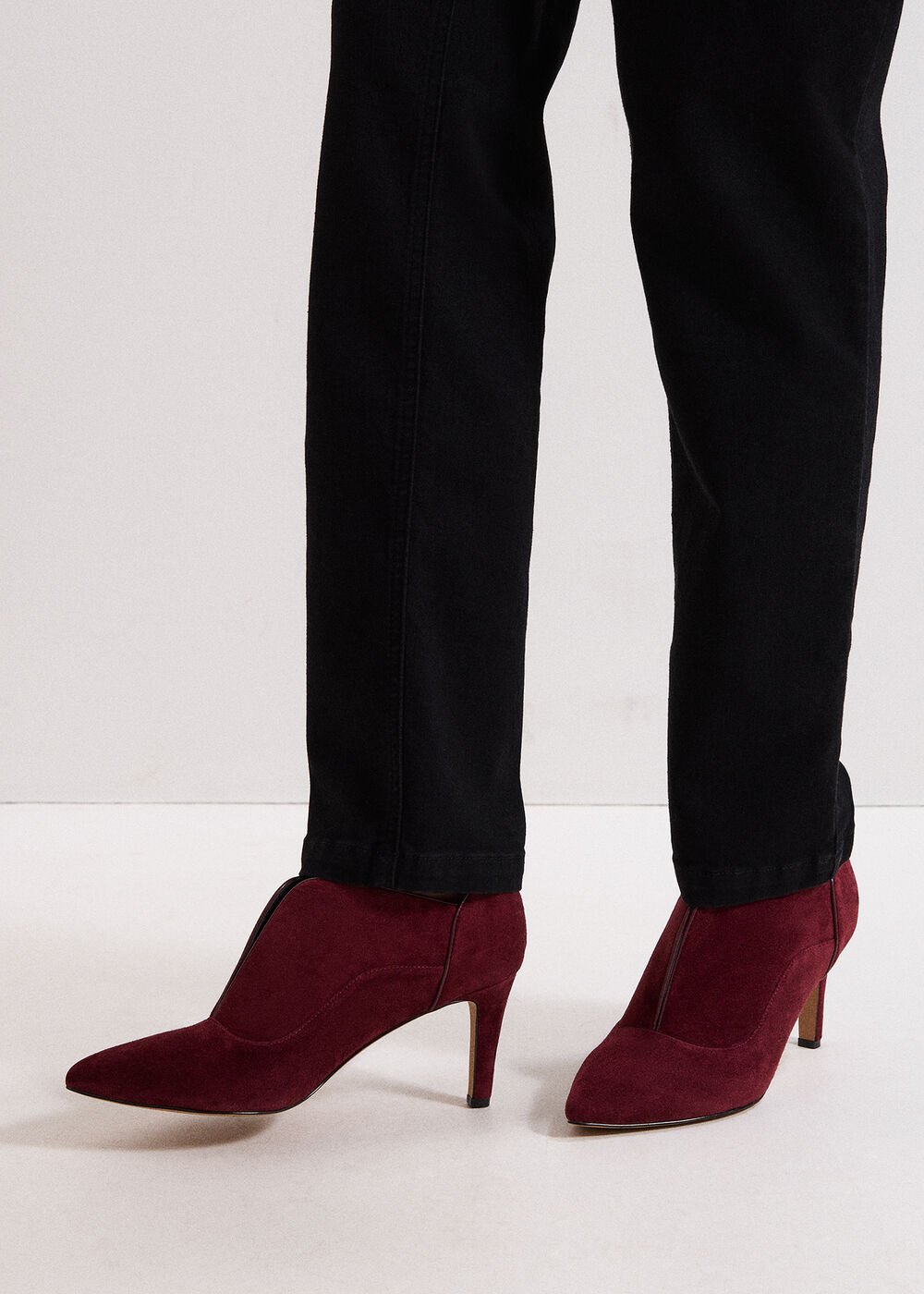Suede Boots Dark Red