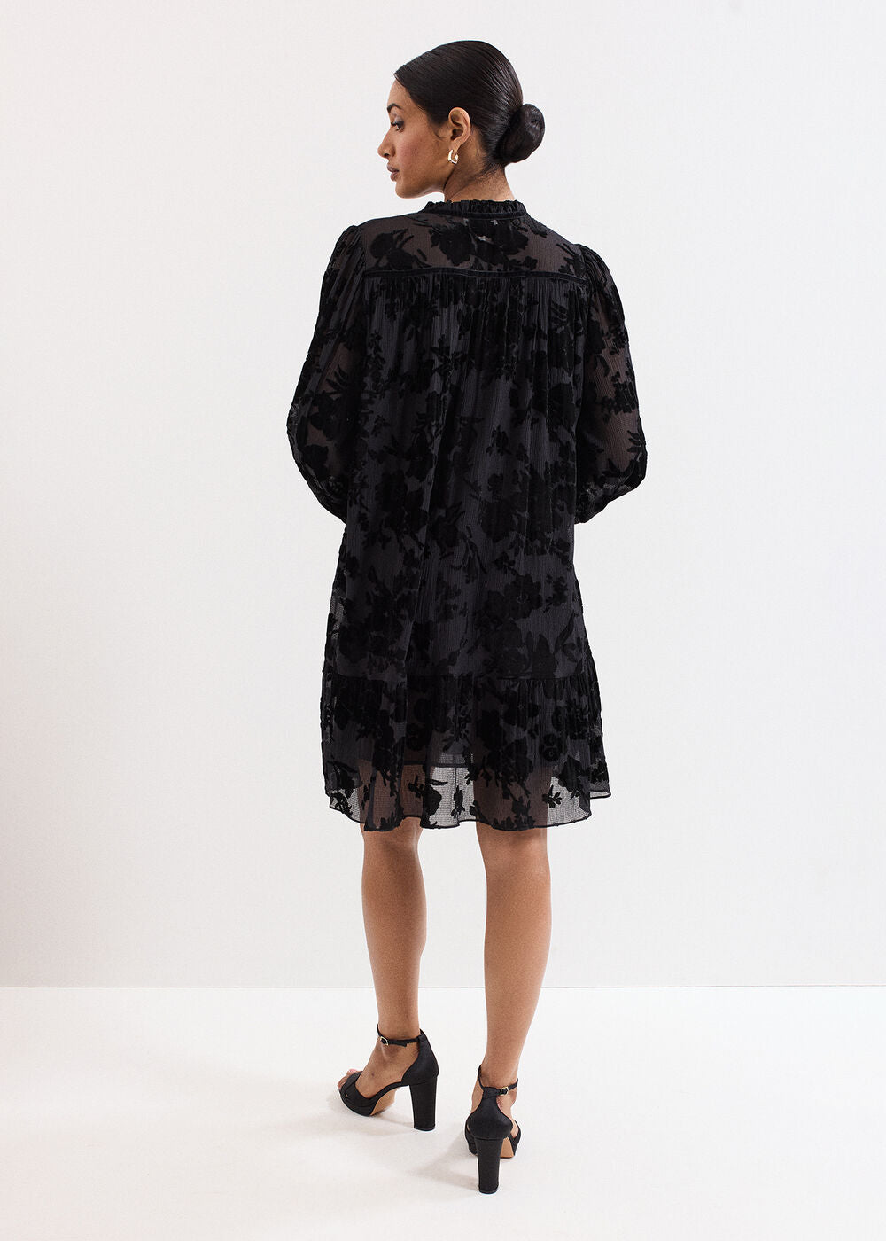 Mila Velvet Dress Black