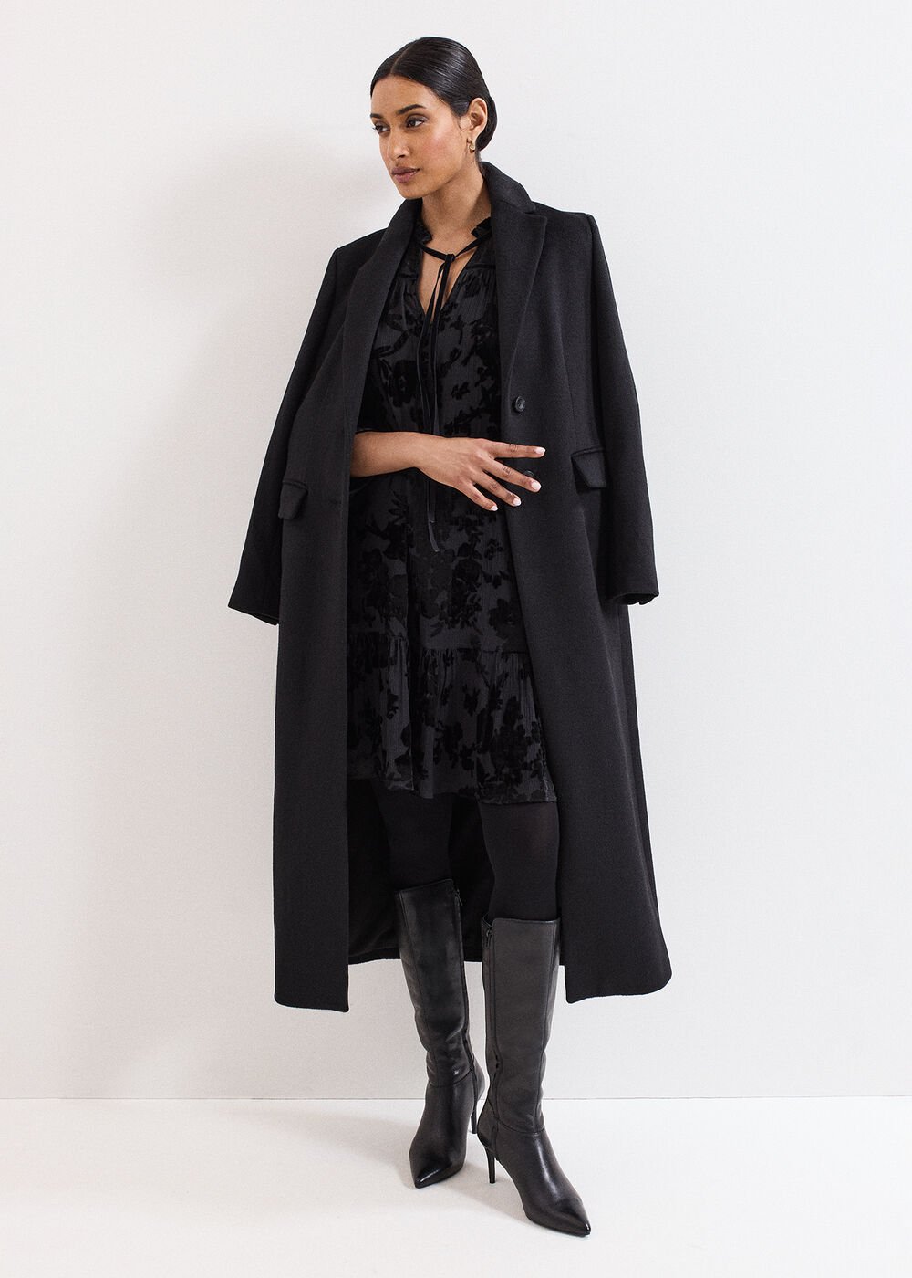 Mila Velvet Dress Black