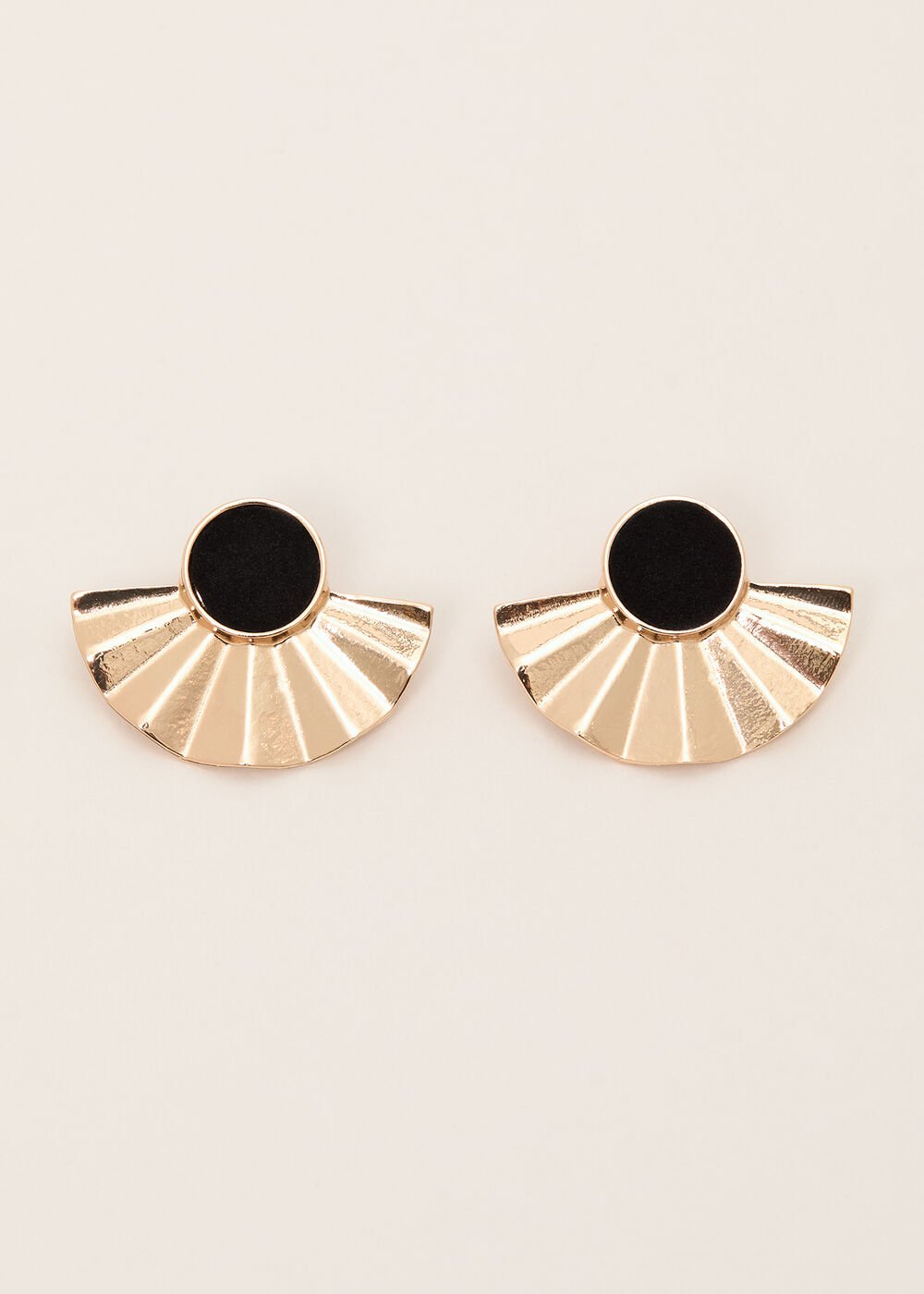 Velvet Fan Earrings Black