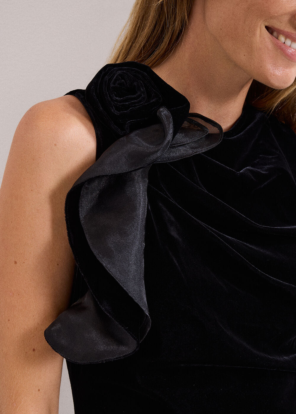 Melony Velvet Dress Black