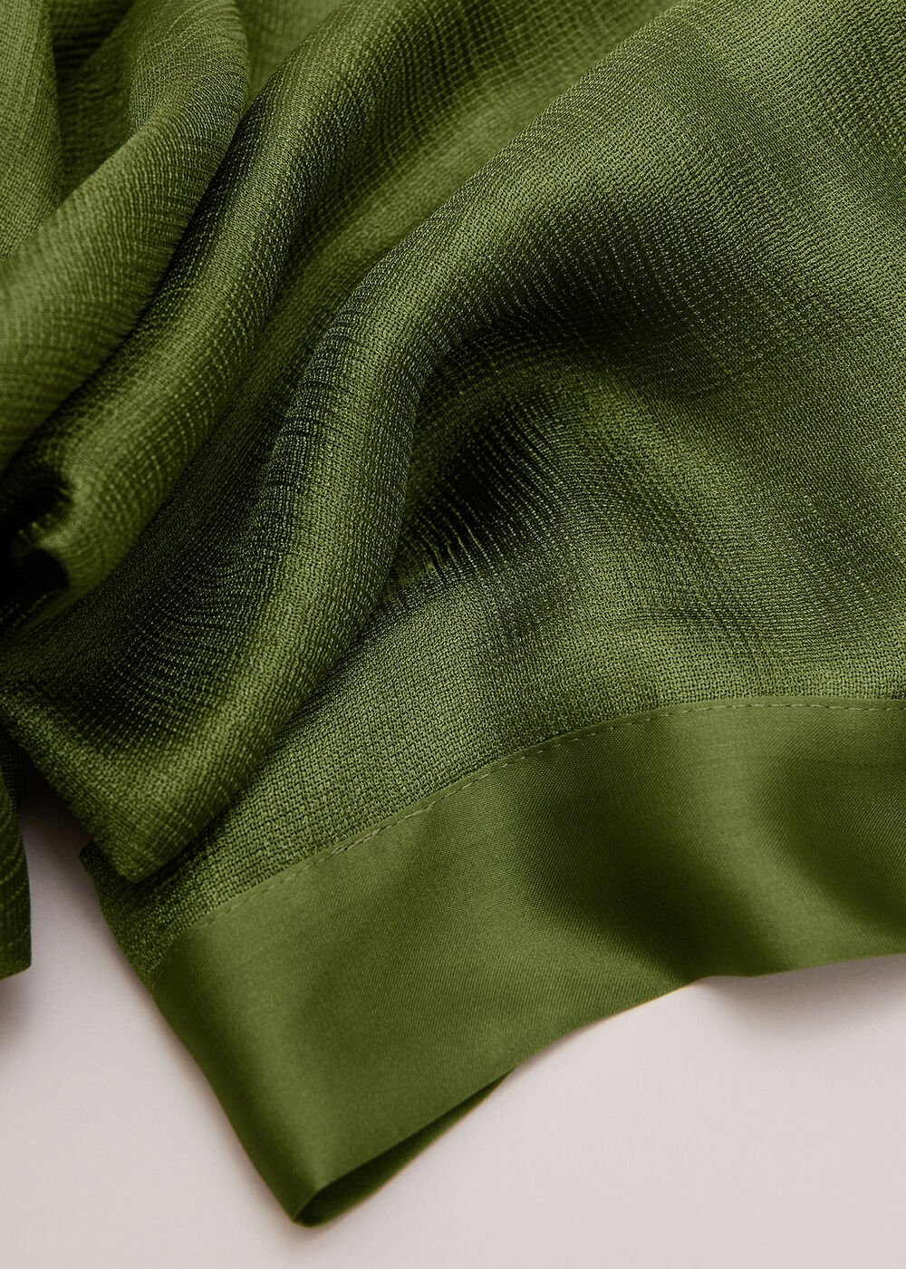 Satin Trim Scarf Green