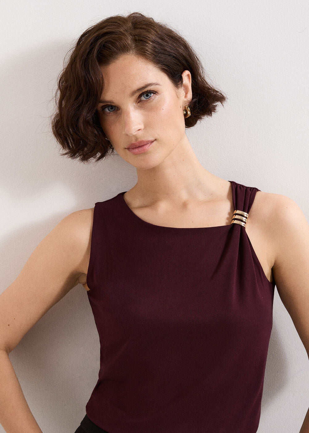 Samie Sleeveless Top Burgundy
