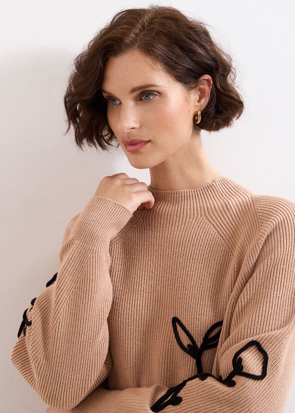 Rosa Applique Jumper Tan