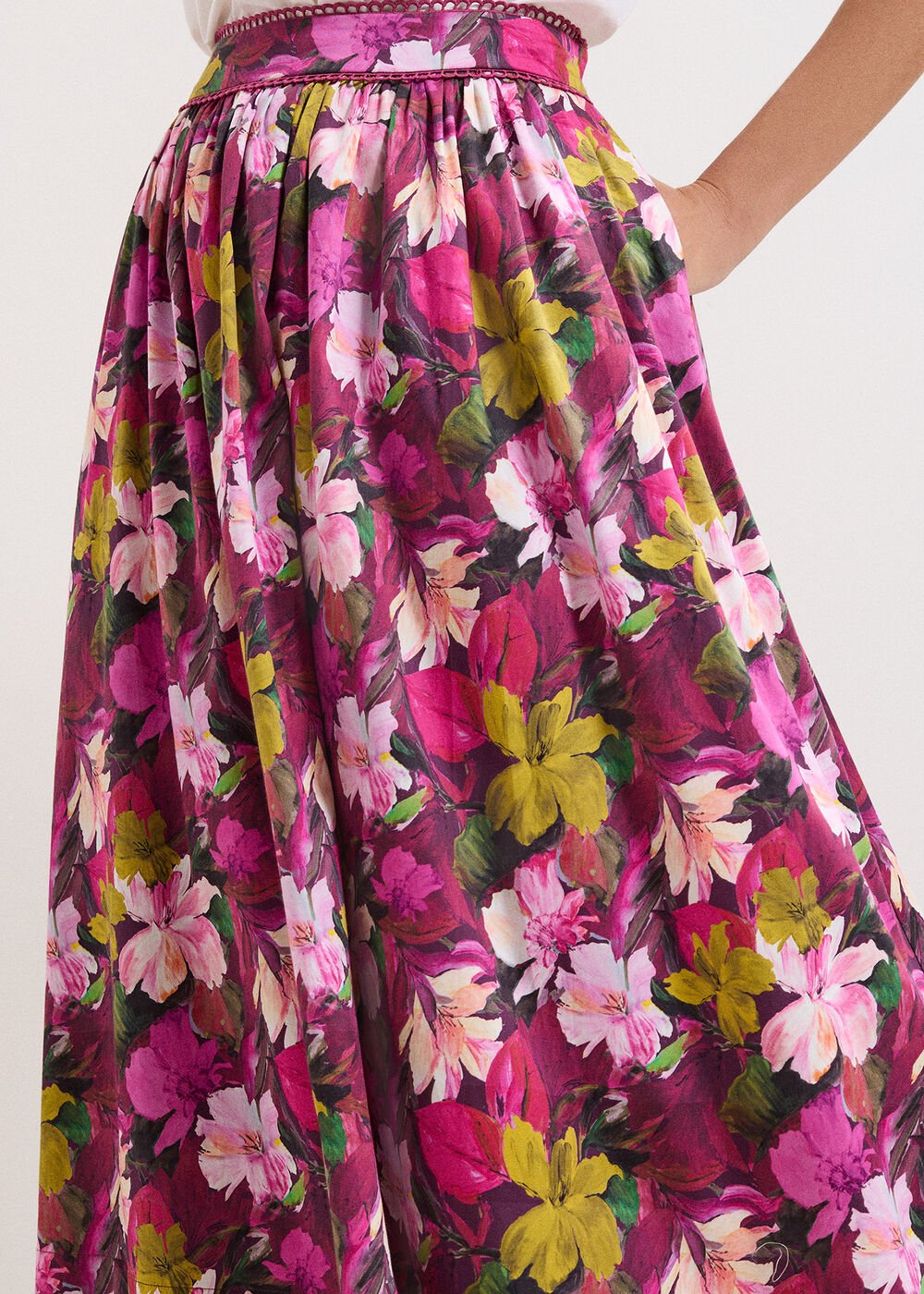 Arina Floral Skirt Pink