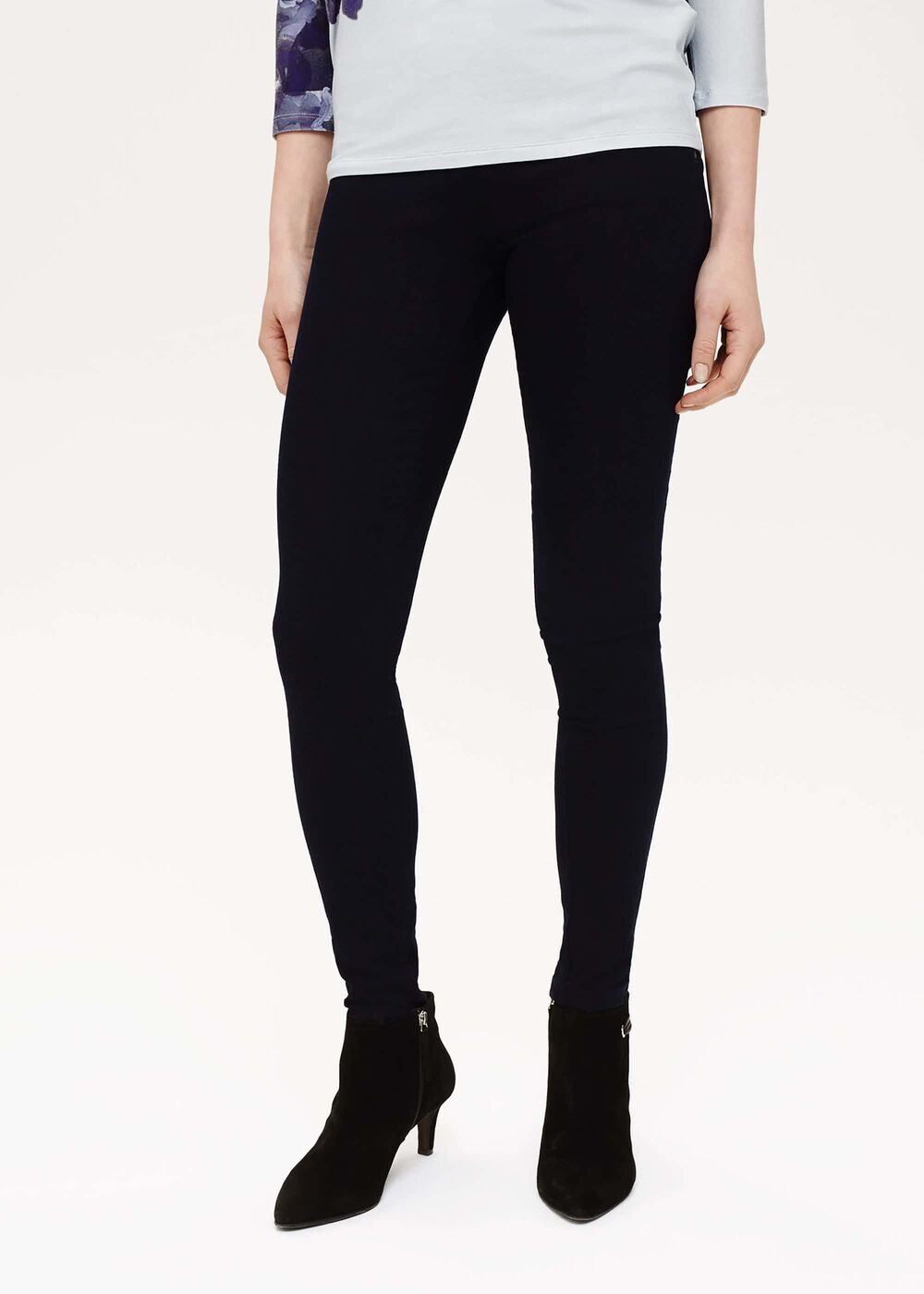 Amina Jegging Short Indigo