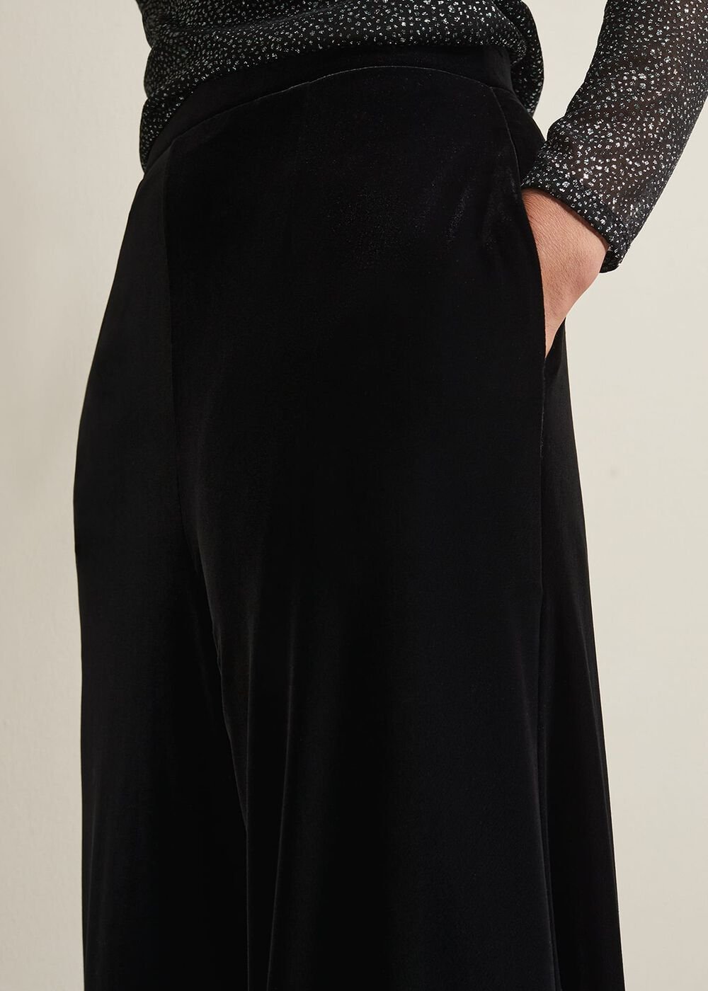 Florentine Velvet Co-Ord Trousers Black