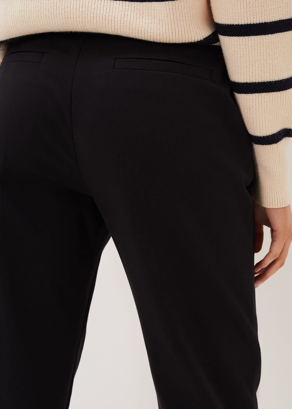 Julianna Cropped Trouser Navy
