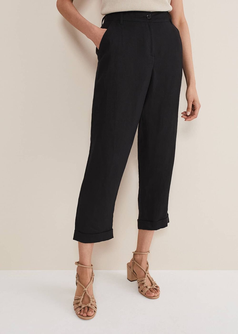 Klarra Black Linen Tapered Trousers Black