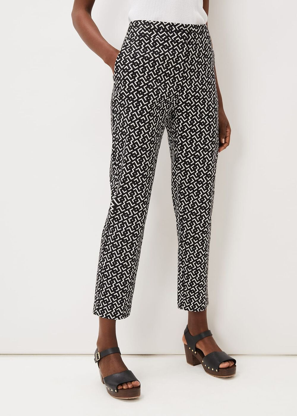 Mackenzie Geo Tapered Trouser Black/White