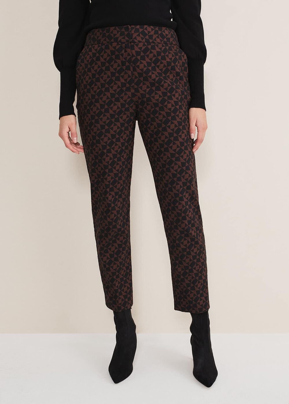 Mackenzie Geo Jacquard Tapered Trouser Black/Chocolate