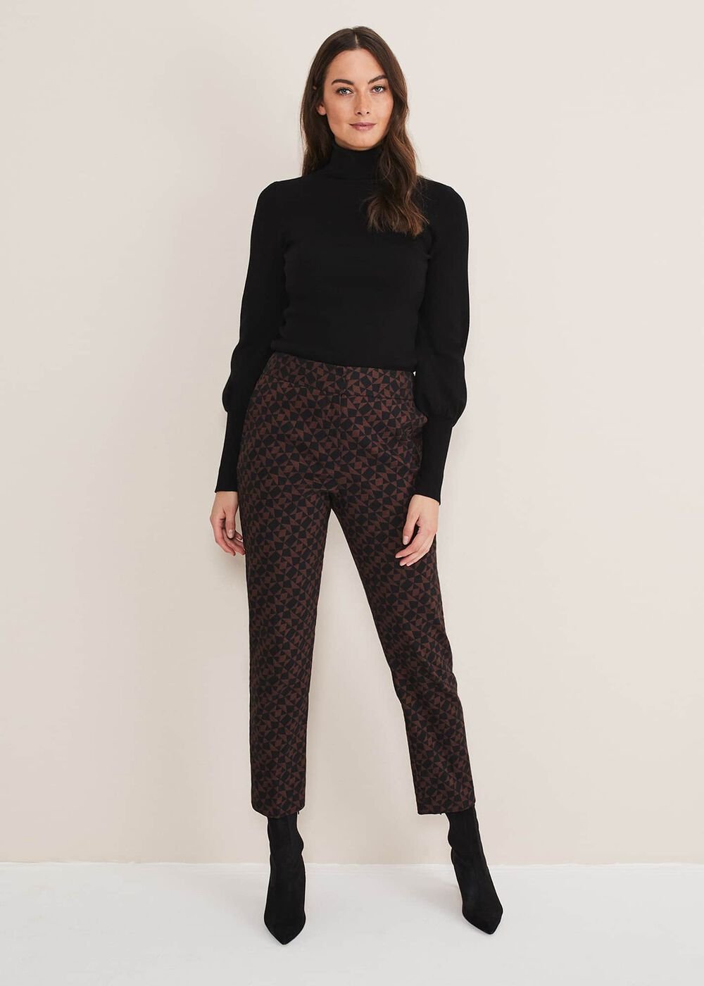 Mackenzie Geo Jacquard Tapered Trouser Black/Chocolate