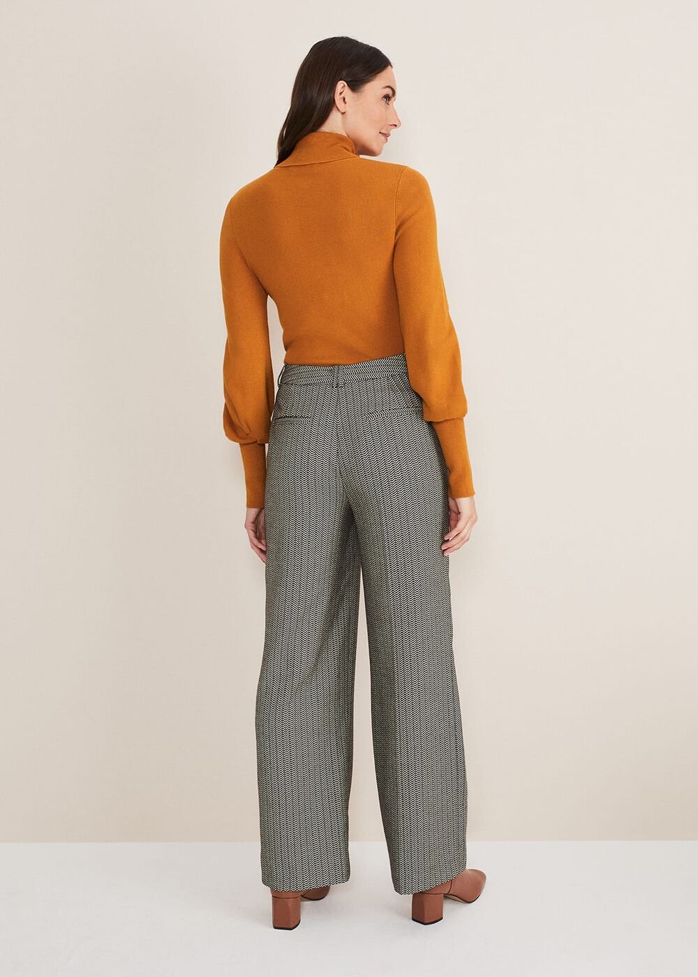 Nouria Herringbone Tapered Trouser Black/Cream