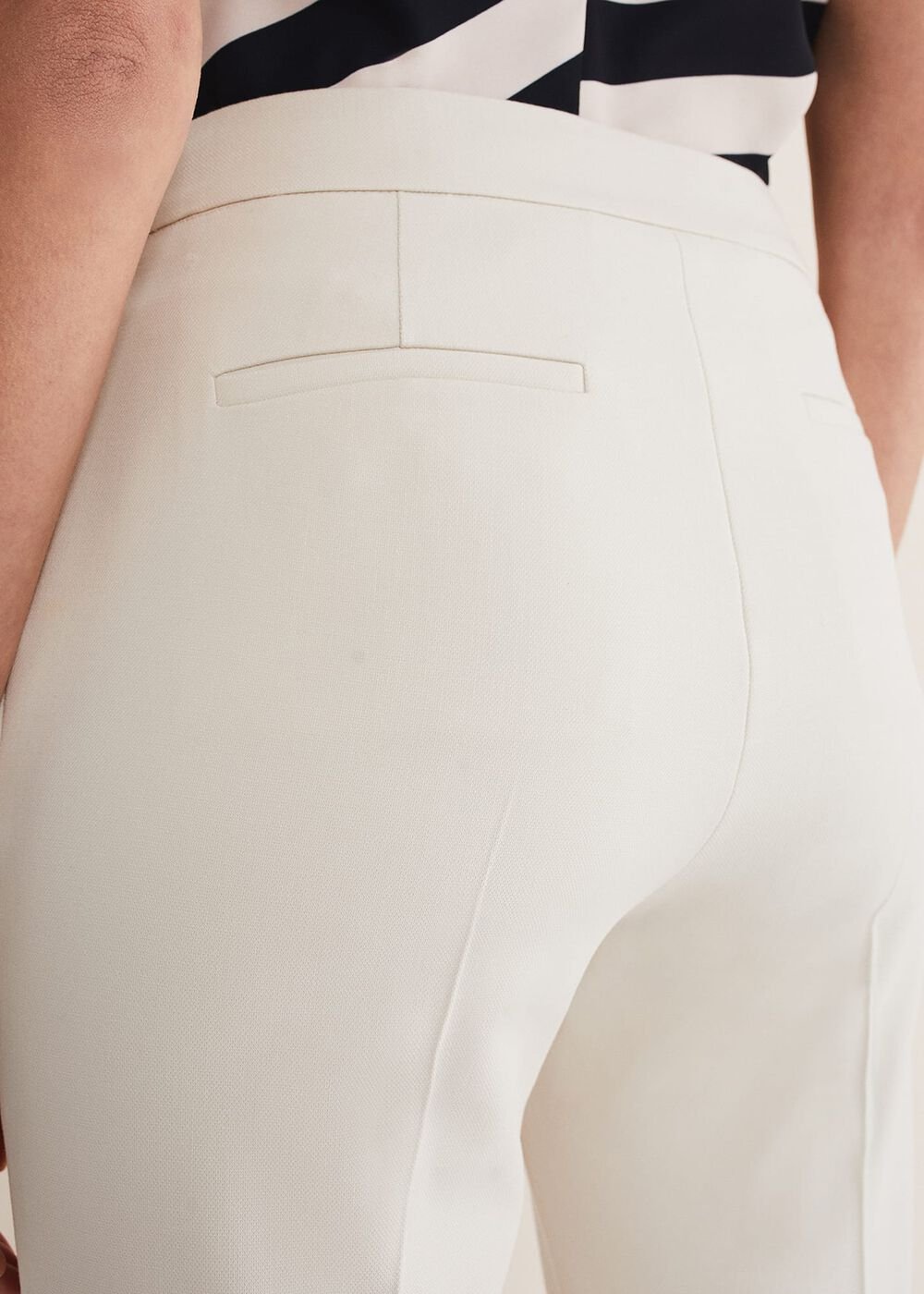 Eira Cigarette Trousers Almond