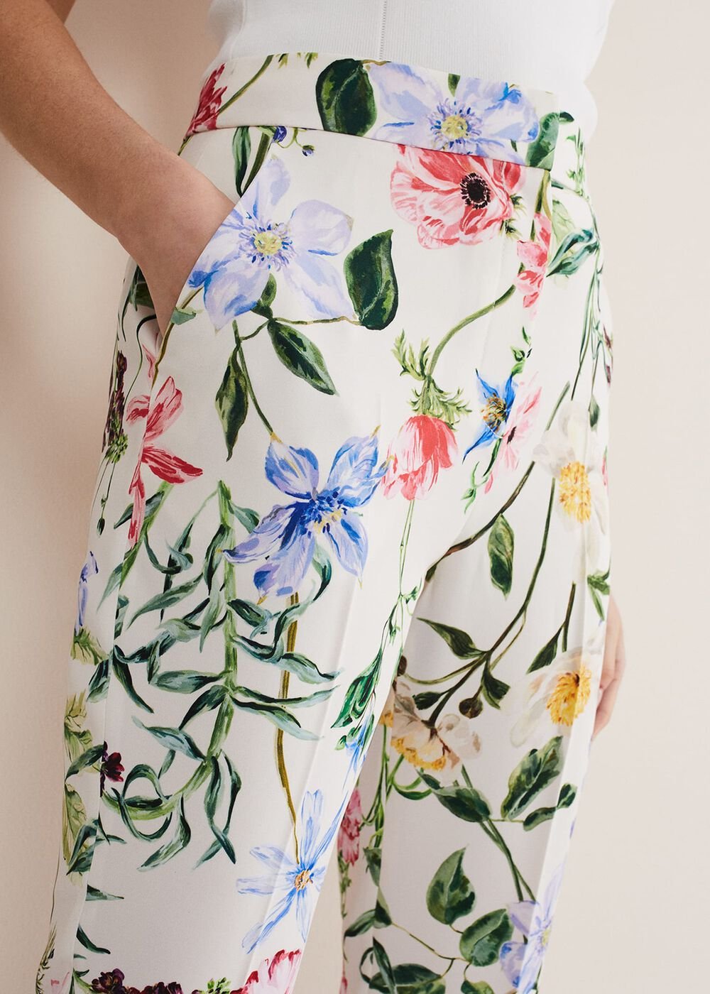Ulrica Floral Cigarette Trousers Multi-Coloured