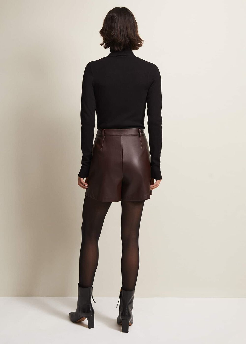 Hadley Faux Leather Shorts Burgundy